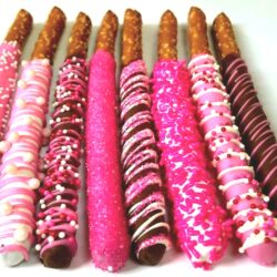 Valentine's Day Chocolate Dipped Pretzels